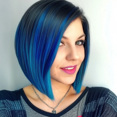 corte bob azul brillante y atractivo